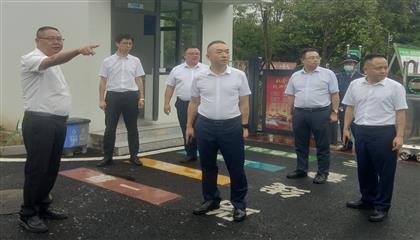 遂寧興業(yè)集團(tuán)召開(kāi)“問(wèn)題大排查、作風(fēng)大整治、工作大提升”專(zhuān)項(xiàng)行動(dòng)現(xiàn)場(chǎng)推進(jìn)會(huì)